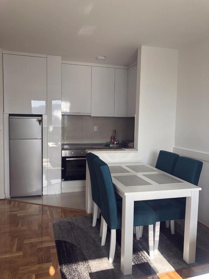 Apartman Victoria Lukavica Kültér fotó